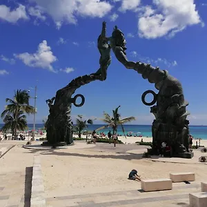 https://las-quintas-24.tulum-hotels.net