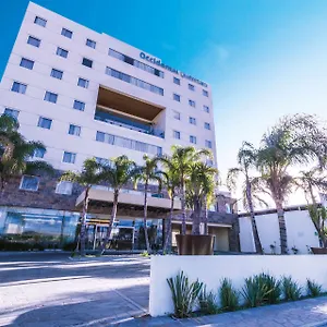 Crown Victoria Hotel Querétaro