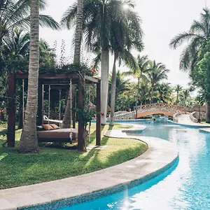 Курортный комплекс Iberostar Waves Paraiso